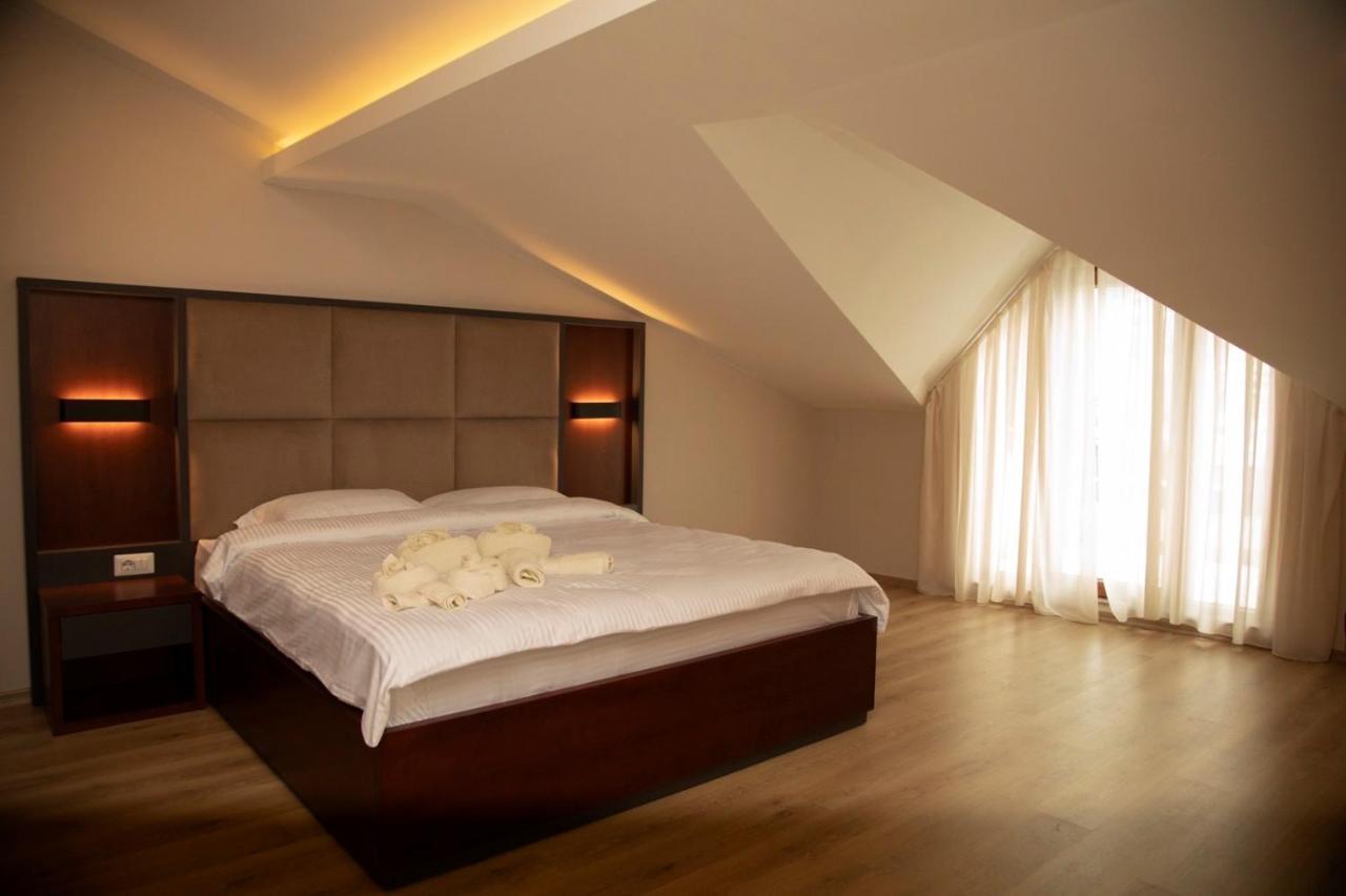 Hotel Oferta Prizren Exterior foto